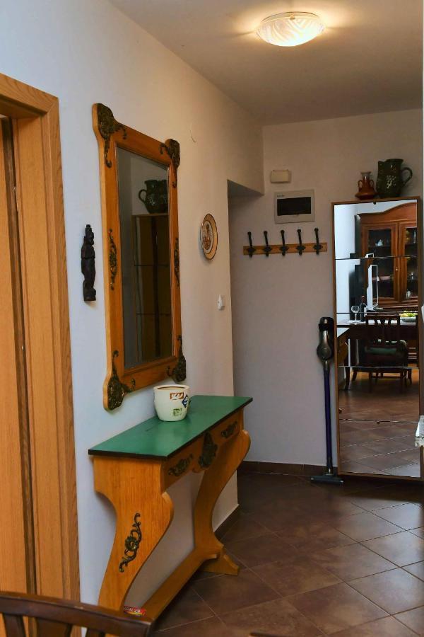 Apartment Leon Opatija Luaran gambar